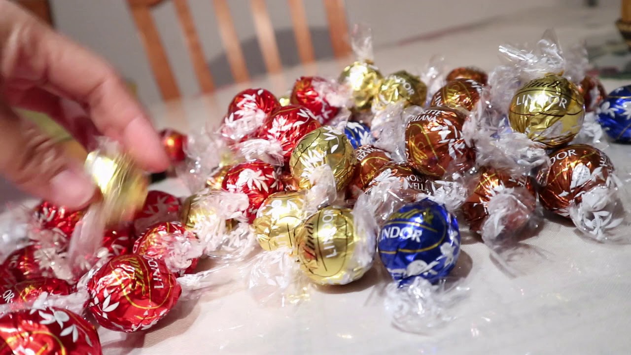 FILIPINA LIFE IN CANADA:LINDT CHOCOLATE CANADA AND BIG FERRERO ROCHER  | NovieTube Channel