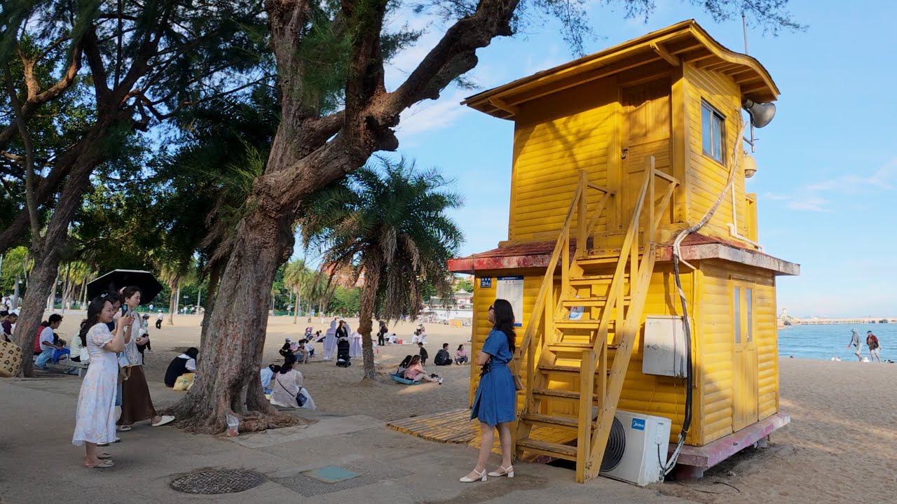 China’s Gulangyu Island Walk: UNESCO Heritage by the Sea 🇨🇳