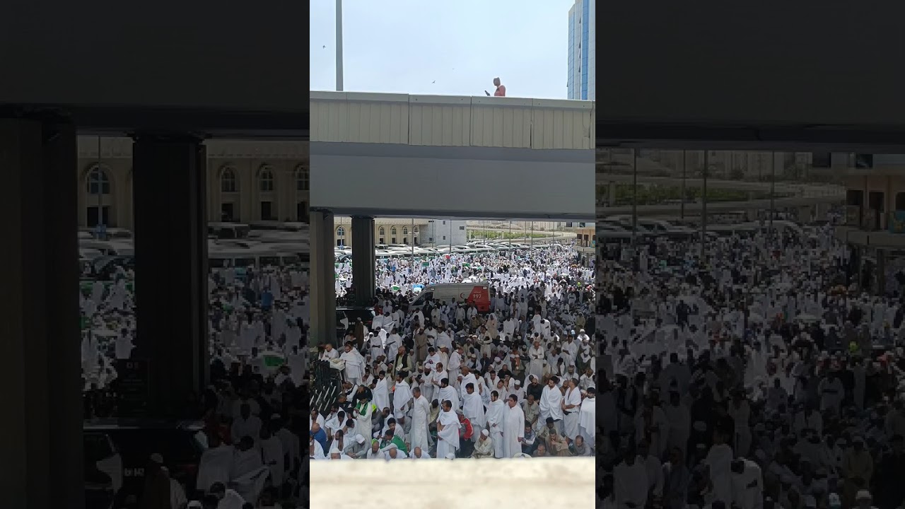 Adzan kedua sholat Jum'at dan khotbah Jum'at di Makkah Al Mukaromah 