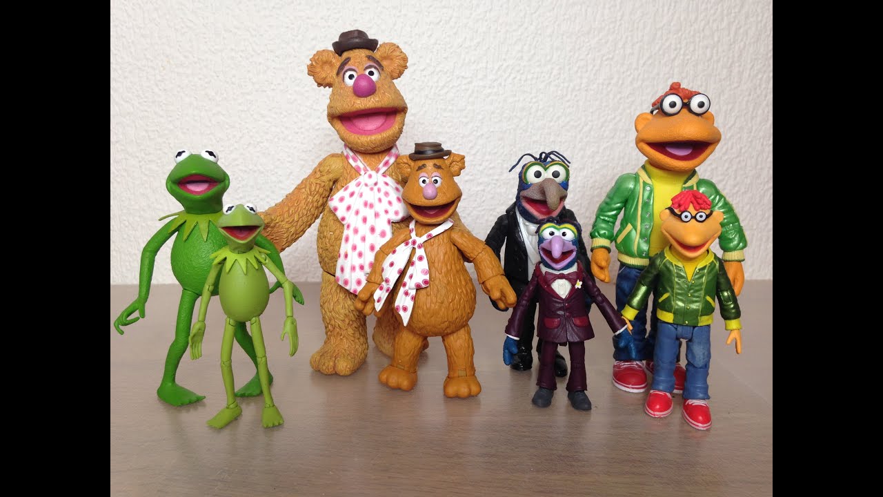 Muppets - Palisades VS Diamond Select Comparative Review Part 1 (Kermit and Fozzie)