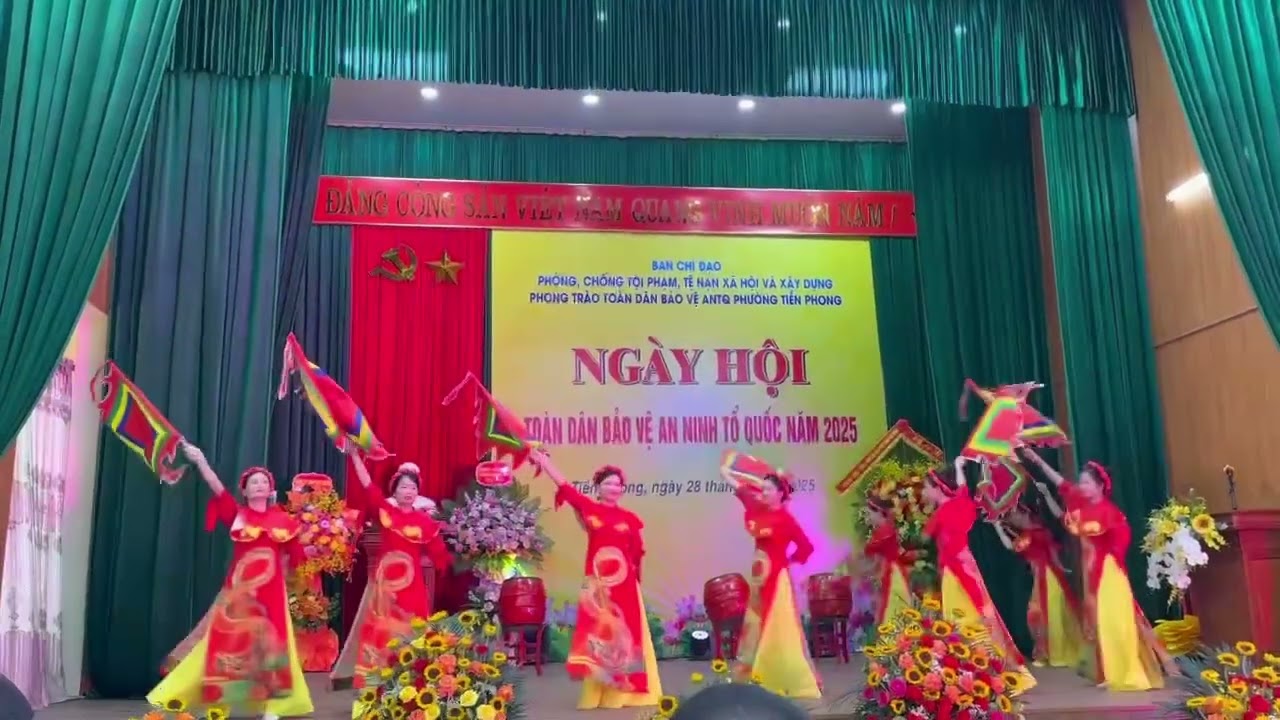 Múa Mashup Nam Quốc Sơn Hà và Đất nước lời ru -GV trường MN Đồng Sơn