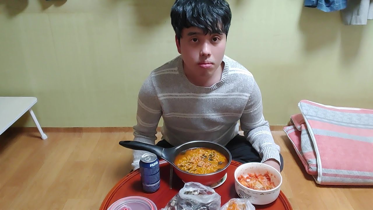 상호의 라면 순대 먹방 소통