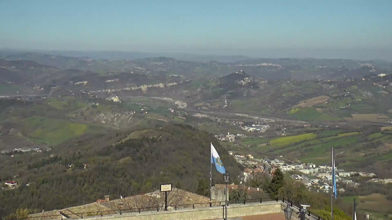Webcam in Citta di San Marino - Funivia Stazione Monte