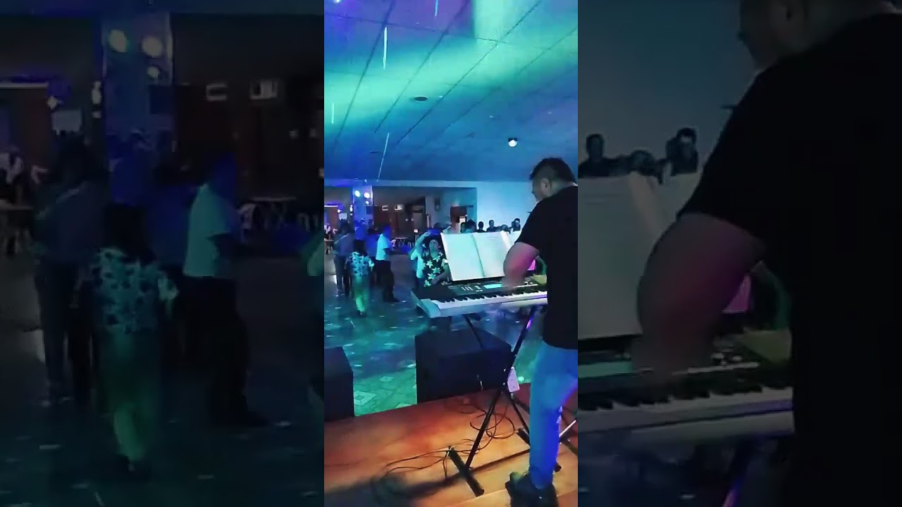 Ariel Martinez y su teclado Mágico general Alvear Mendoza 