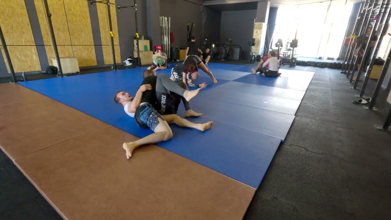 Open mat 13-07-2025 Roll with Lazaros