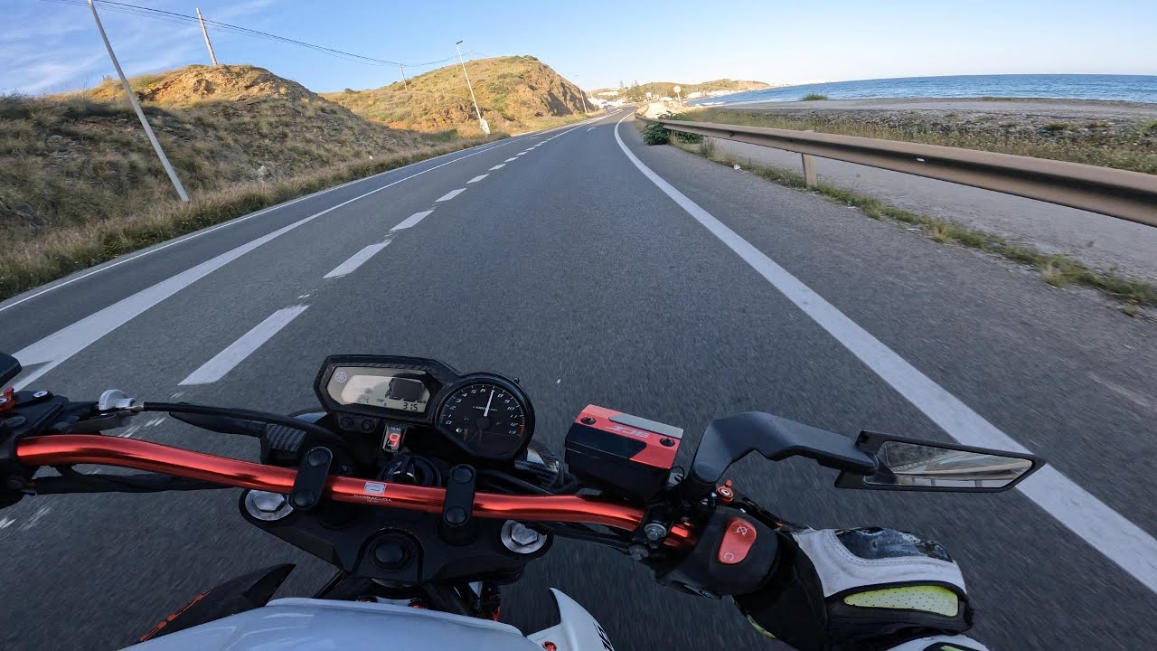 RIDING THROUGH THE CITY // YAMAHA XJ6+QUICKSHIFTER【POV 4K】