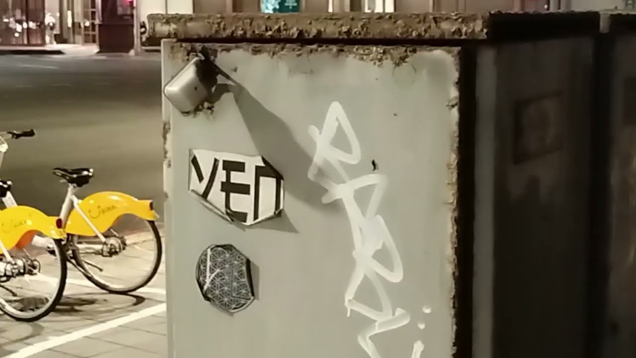 Taipei graffiti spot !! illegal  !!