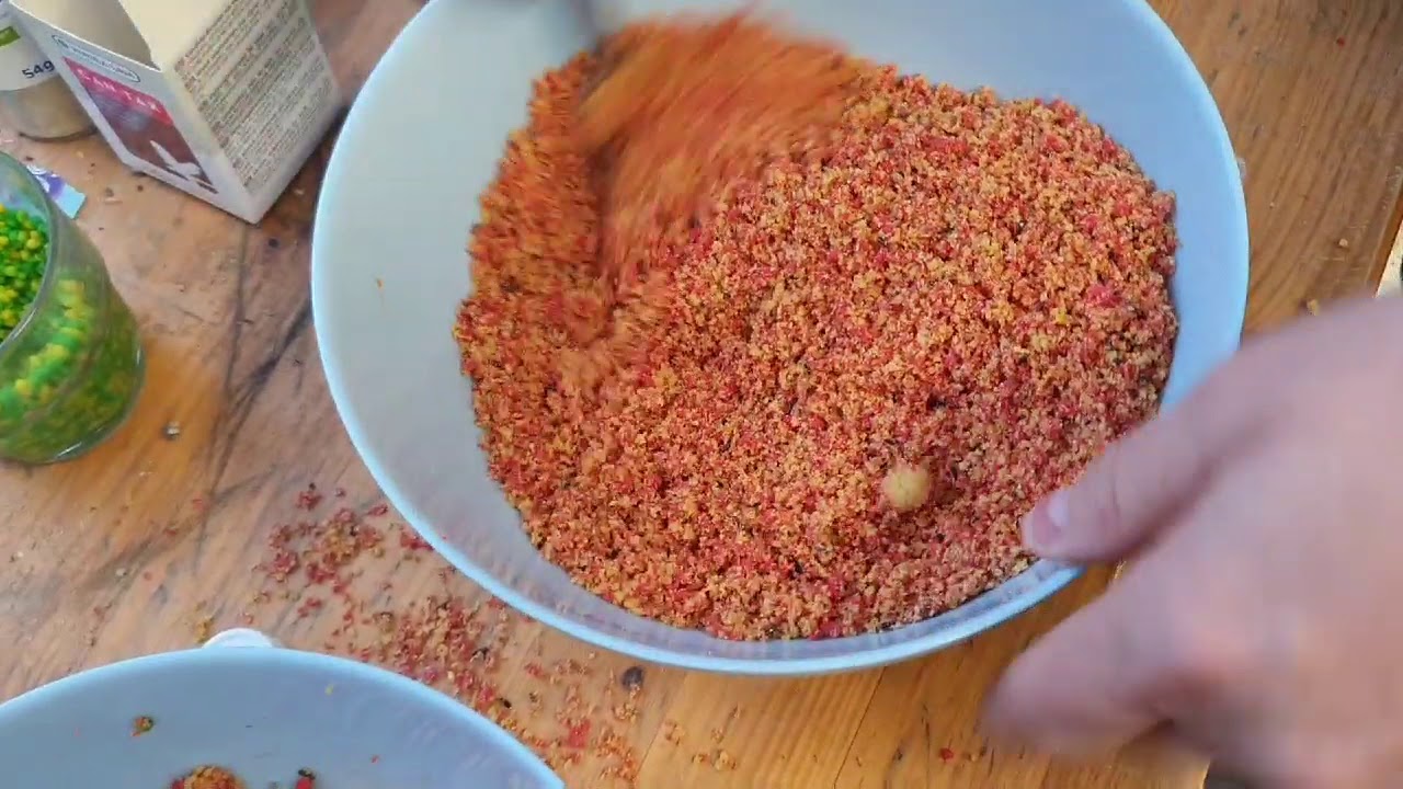 Canaris pâté rouge et jaune