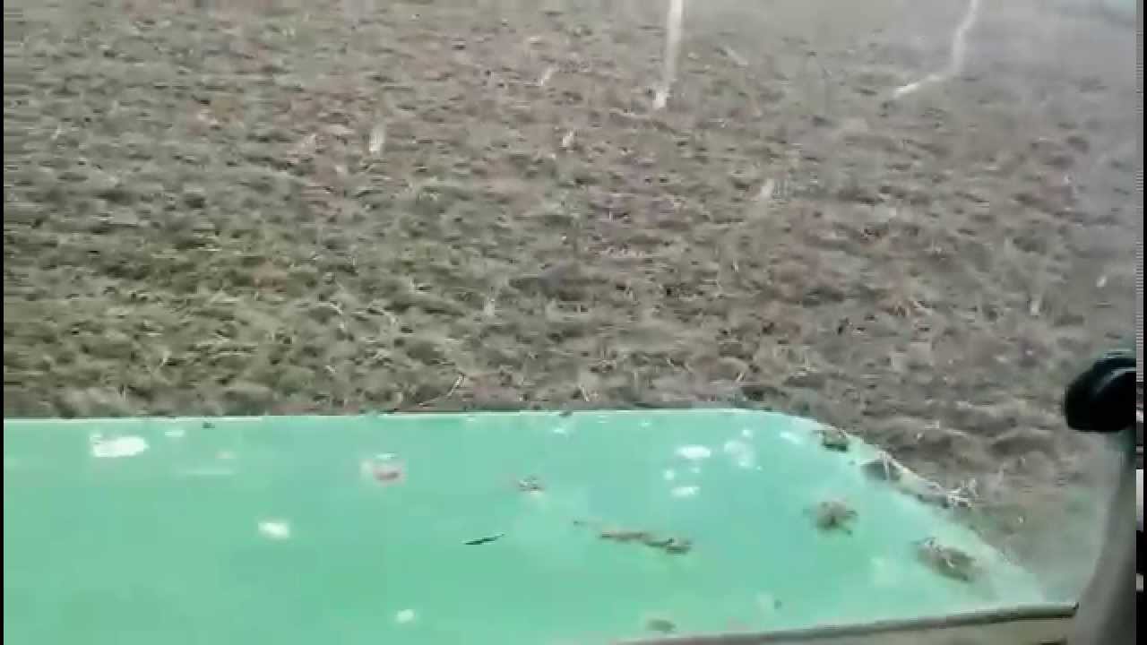 john deere 3140 oranje