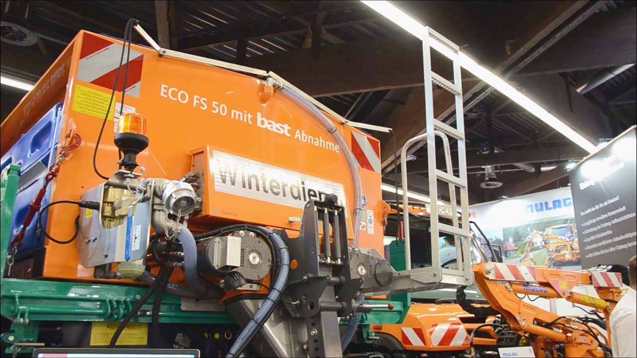 Gmeiner Yeti 2000 ECO FS 50 - Winterdiensttechnik mit Feuchtsalzstreuung auf der GaLaBau 2018