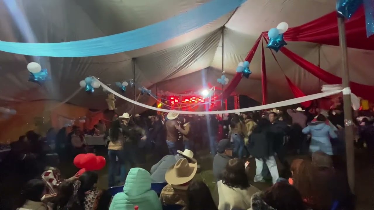 He seguido tus Pasos Grupo Amigos (Dinastía Flores)