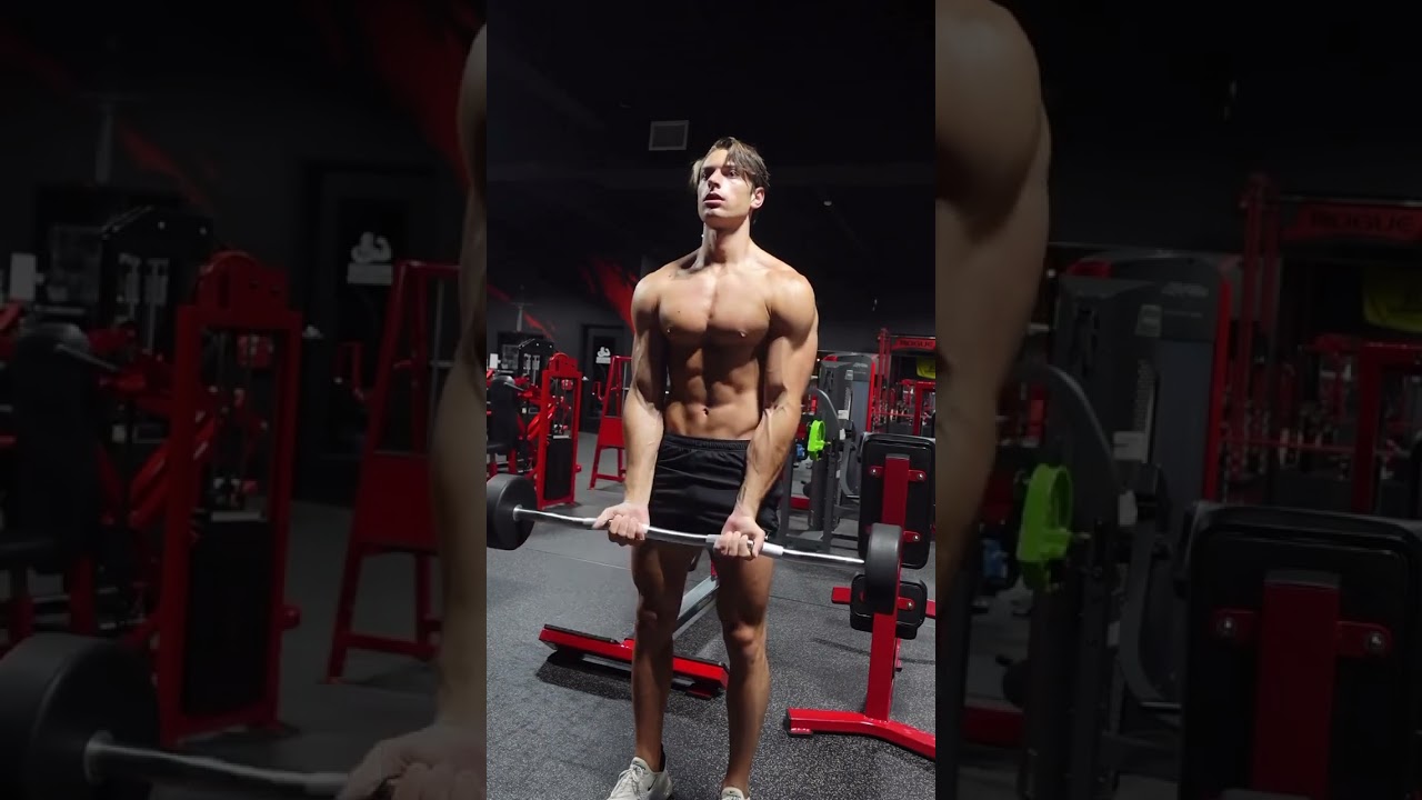 Barbell Curl Variations To Target Both Heads Of The Biceps