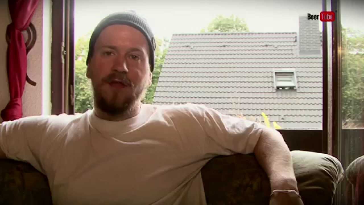 Beer Tube TV Vol.1-Estrella Damm