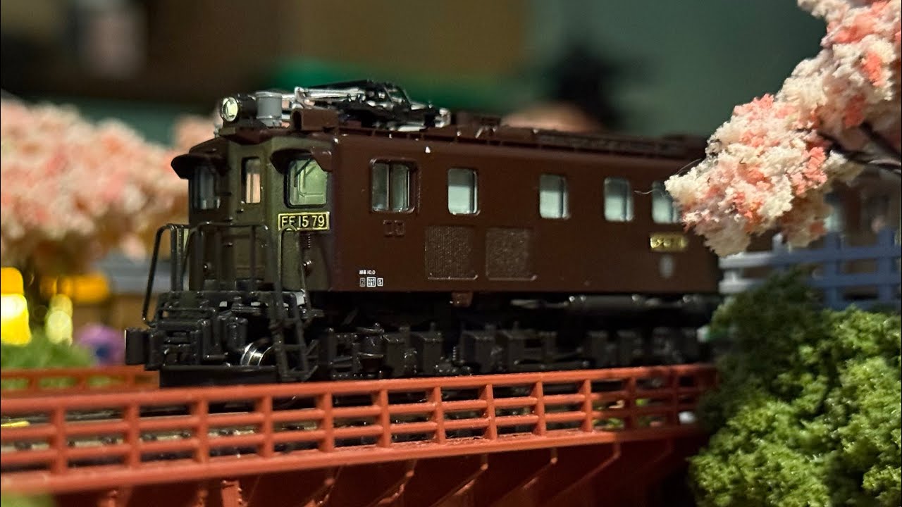 New Arrivals! Kato 3062-3 EF15 Standard Type & Kato 10-033 Freight Car Set