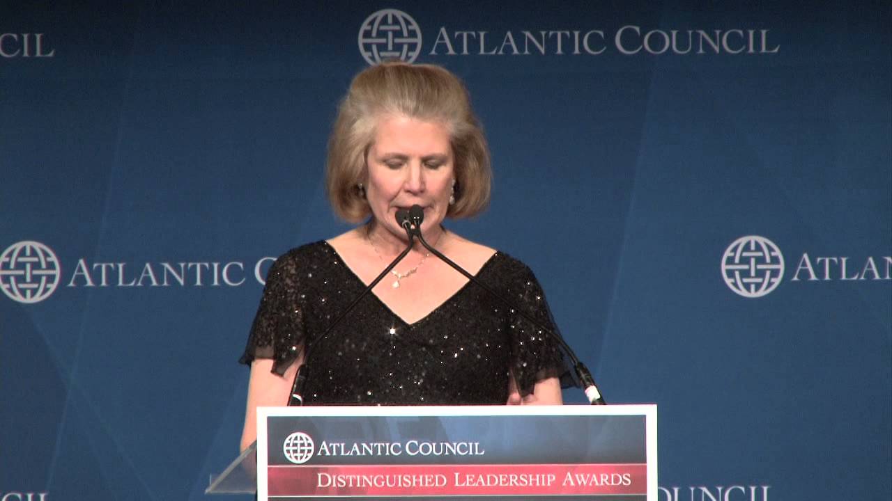 Susan Cabiati Introduces Anders Fogh Rasmussen at 2013 Distinguished Leadership Awards