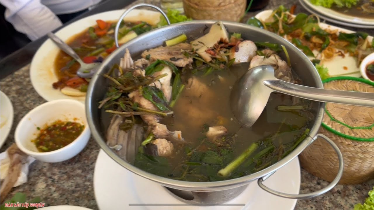 ẨM THỰC TỈNH CHAMPASAK NƯỚC LÀO - LAO CUÚIINE BẢN SẮC TÂY NGUYÊN 