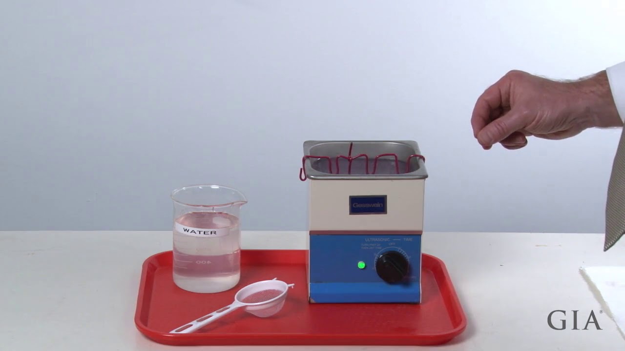 How to Size up a Platinum Alloy Ring with Diamonds in the Shank Using a Torch | GIA
