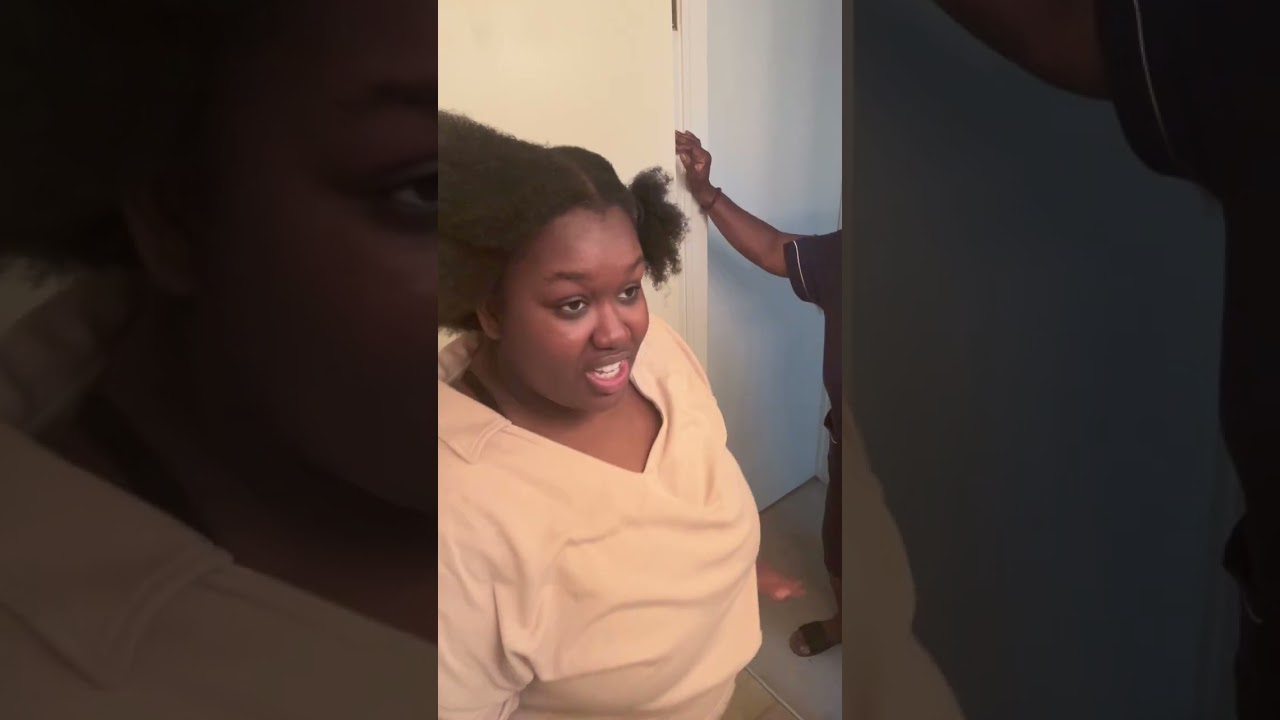 In my 20s ep.7 braiding my hair 💇🏽&zwj;♀️😭#inmy20s #learningtobraid #braiding #hairstruggles
