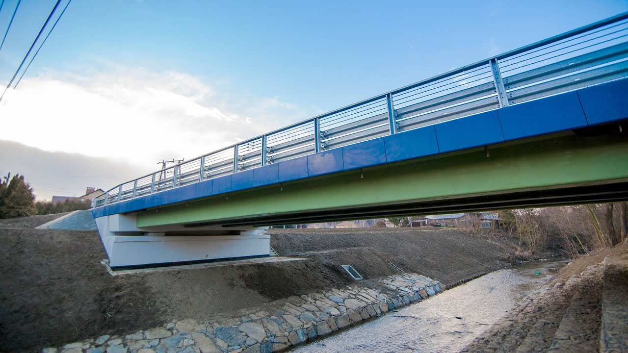 Com-bridge - construction of a bridge made of FRP composites