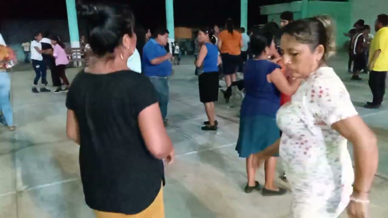 Súper Grupo Leo (Celebrando la festividad del 10 de Mayo) saludos cordiales...