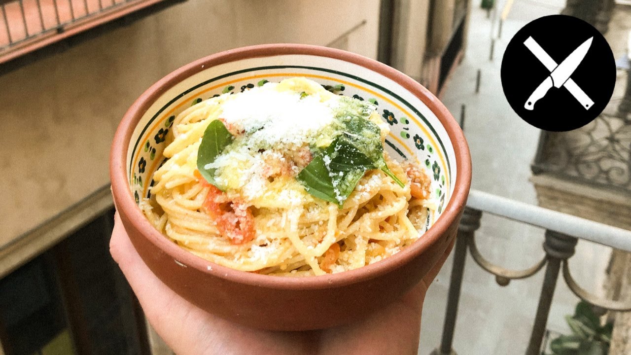 🍝PASTA a la MEDITERRANEA🌿🍅|| 3 INGREDIENTES solo || #spaghetti #espagueti #recetasitalianas