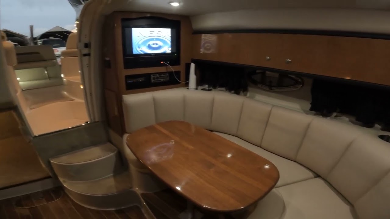 Chaparral 290 Signature - Interior Tour