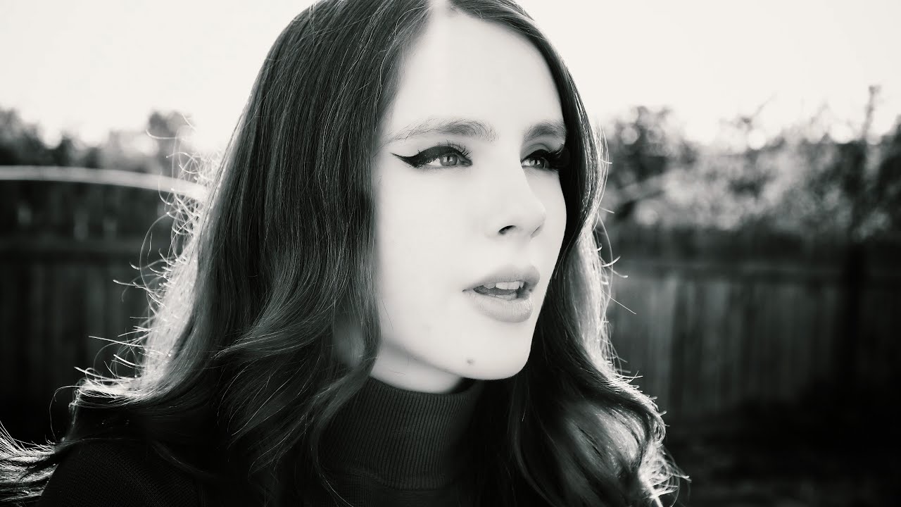 The Sound Of Silence (Cover by Dee Anna)