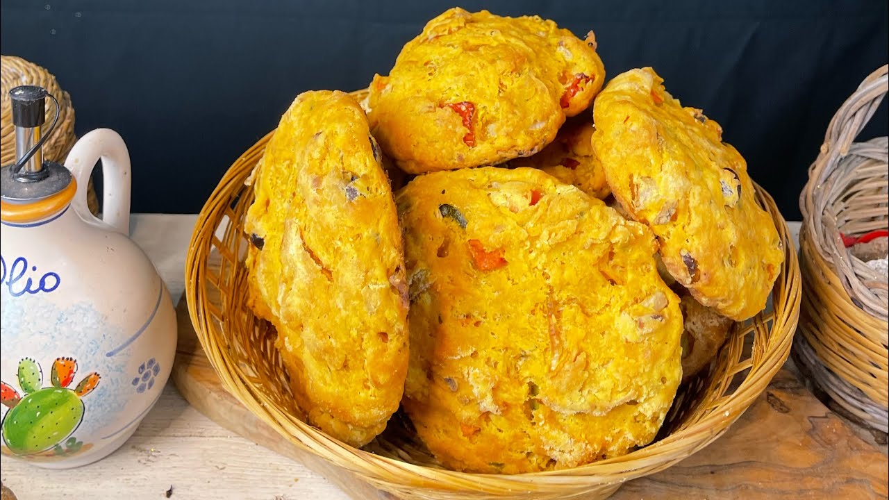 CUCUZZATE, SIMEDDHE O PIZZI LECCESI