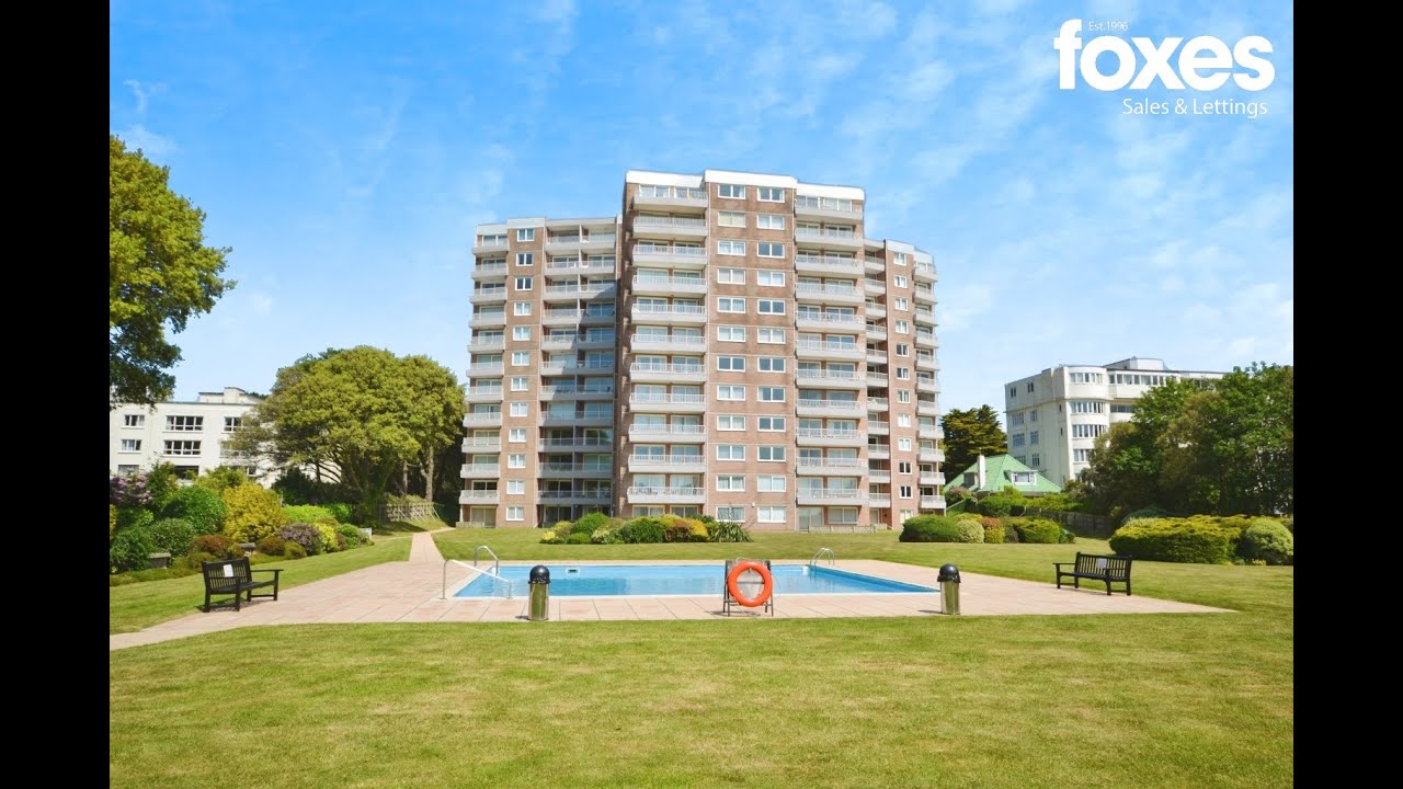 51 Craghead, 77 Manor Road, Bournemouth, BH1 3JF - A two bedroom apartment with panoramic sea views