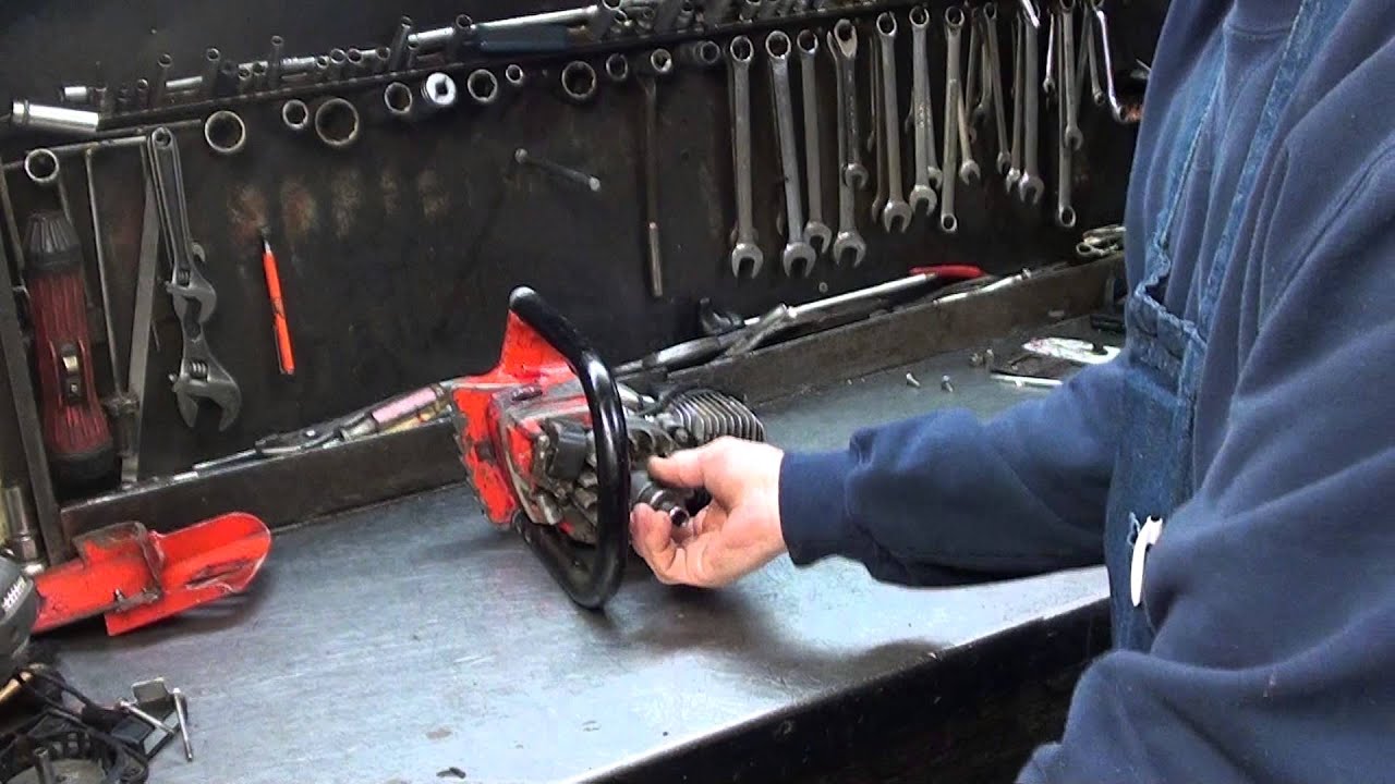 The chainsaw guy shop talk Repair Homelite 150 chainsaw Auto Oiler