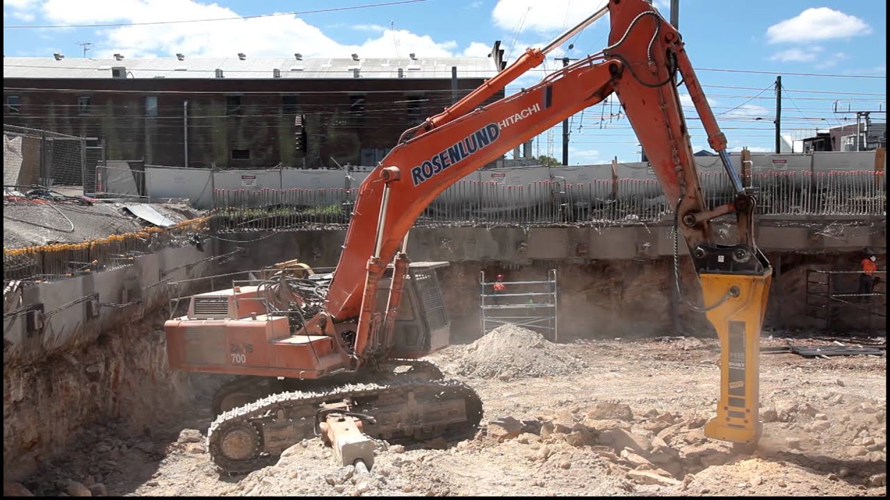 Rosenlund Contractors - Atlas Copco HB7000