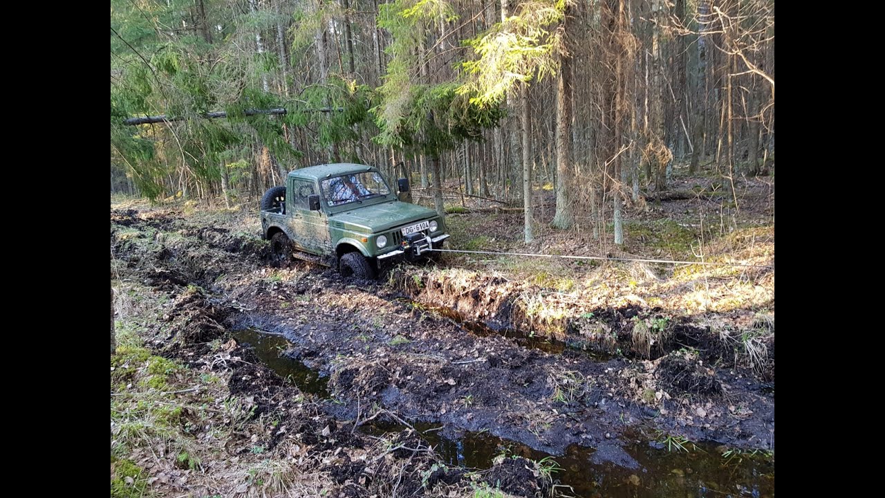 Suzuki Samurai teardown before complete rebuild