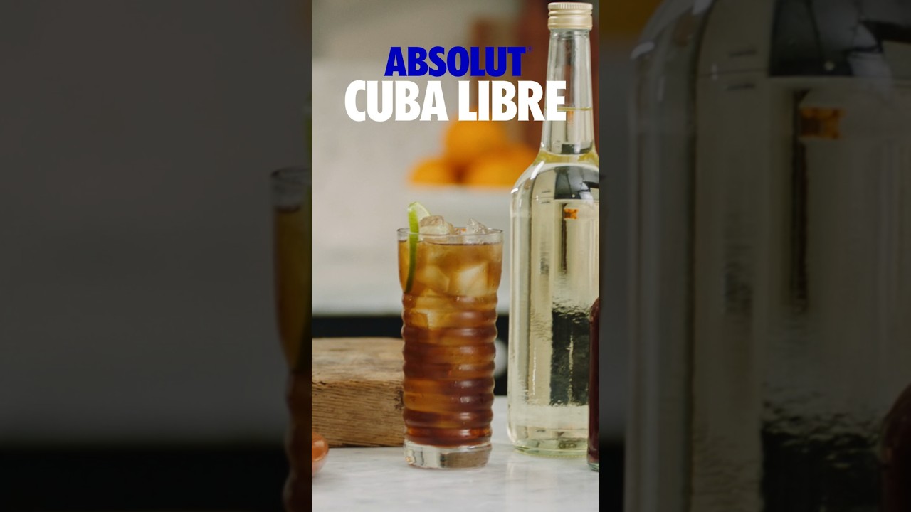 How to Make a Cuba Libre (Rum and Cola) #RumCocktail #cubalibre #drinks