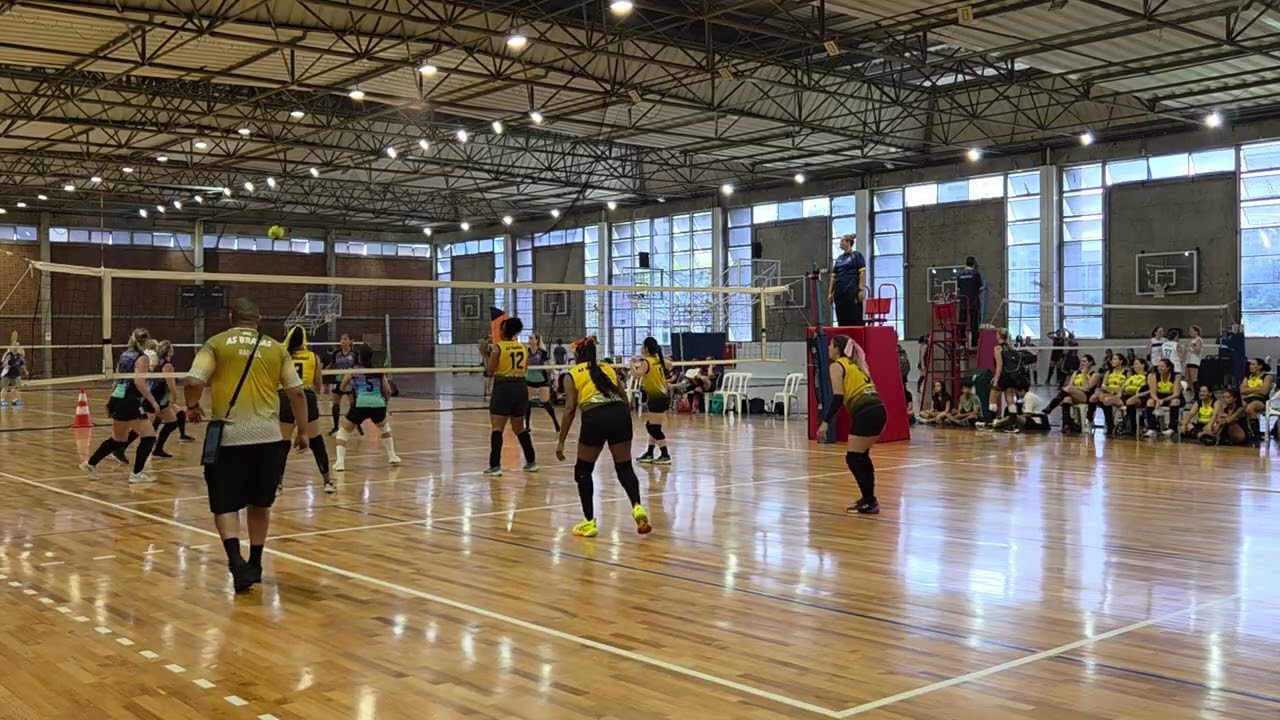 Torneio de Pinheiros 2 Set Brabas x Insanas 