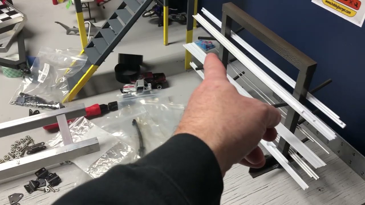 RC 1/10 scale toy hauler for the Cen F450