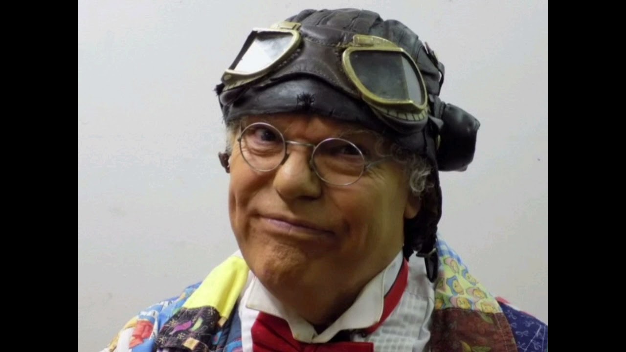 I love my woman like I like my chicken - Chubby Brown