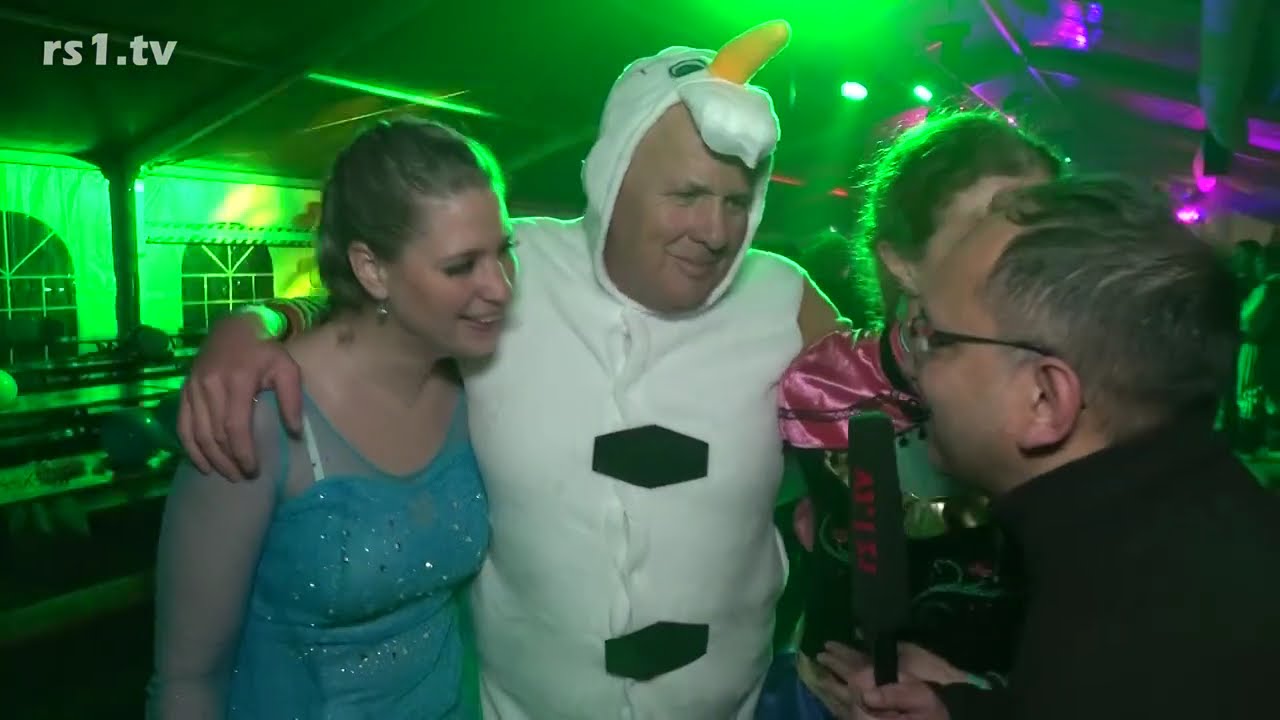 Auftakt im Lenneper Festzelt zu Karneval 2026