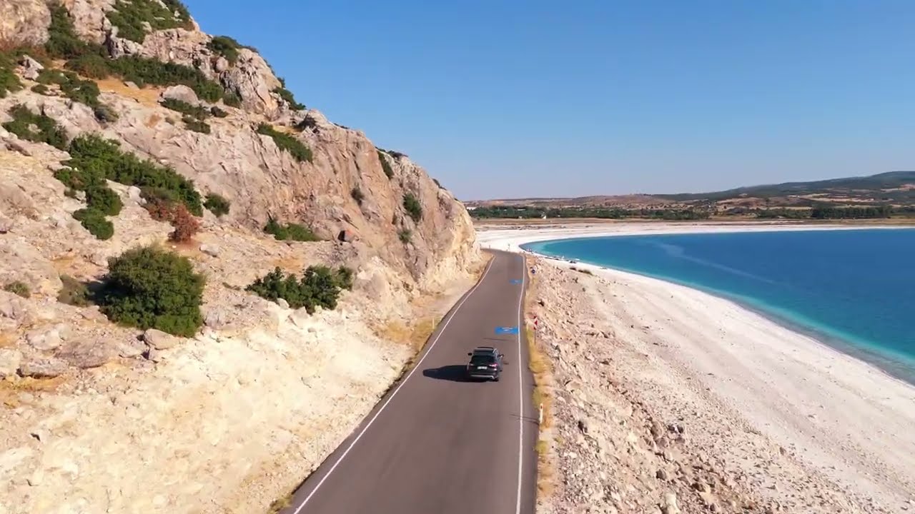 🚙✨ DJI Mini 4 Pro | Salda Gölü’nde Araç Takip Modu 4K