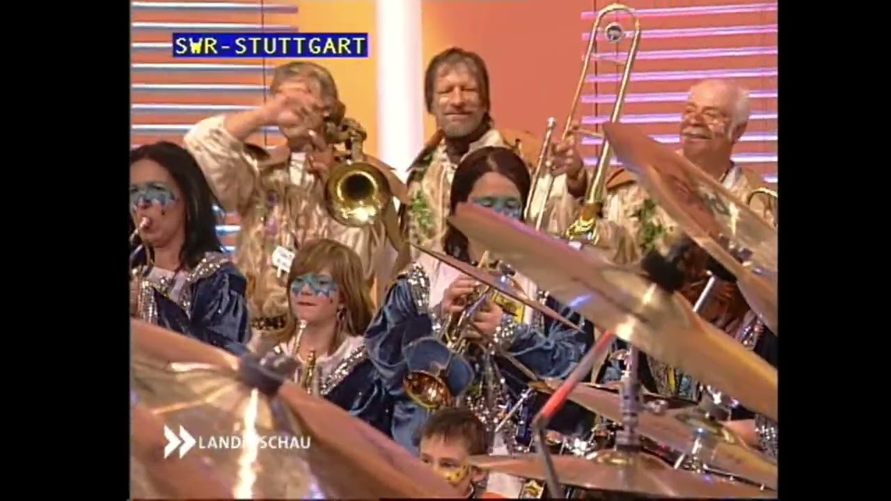 Guggenmusik Edafetzer Ehningen Landeschau 2006 Klipp 3   Made with Clipchamp
