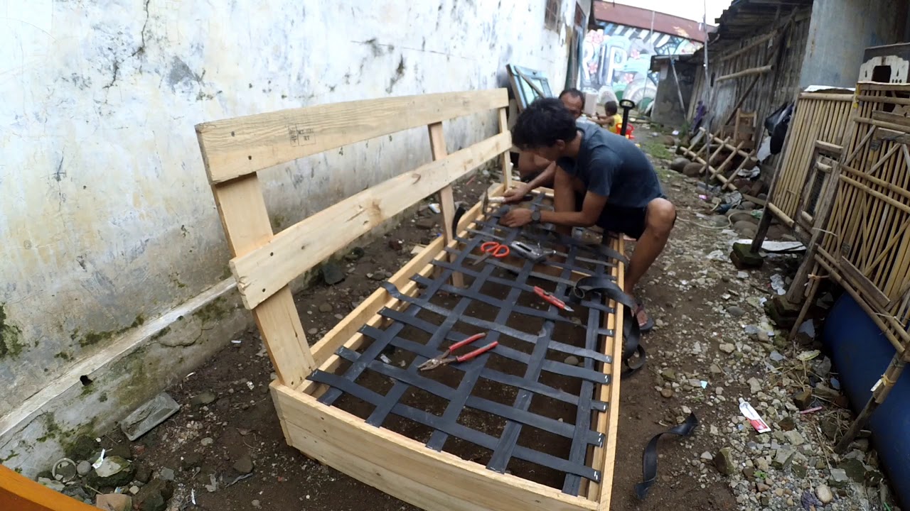 DIY Membuat sofa minimalis dengan alat, bahan dan tempat seadanya