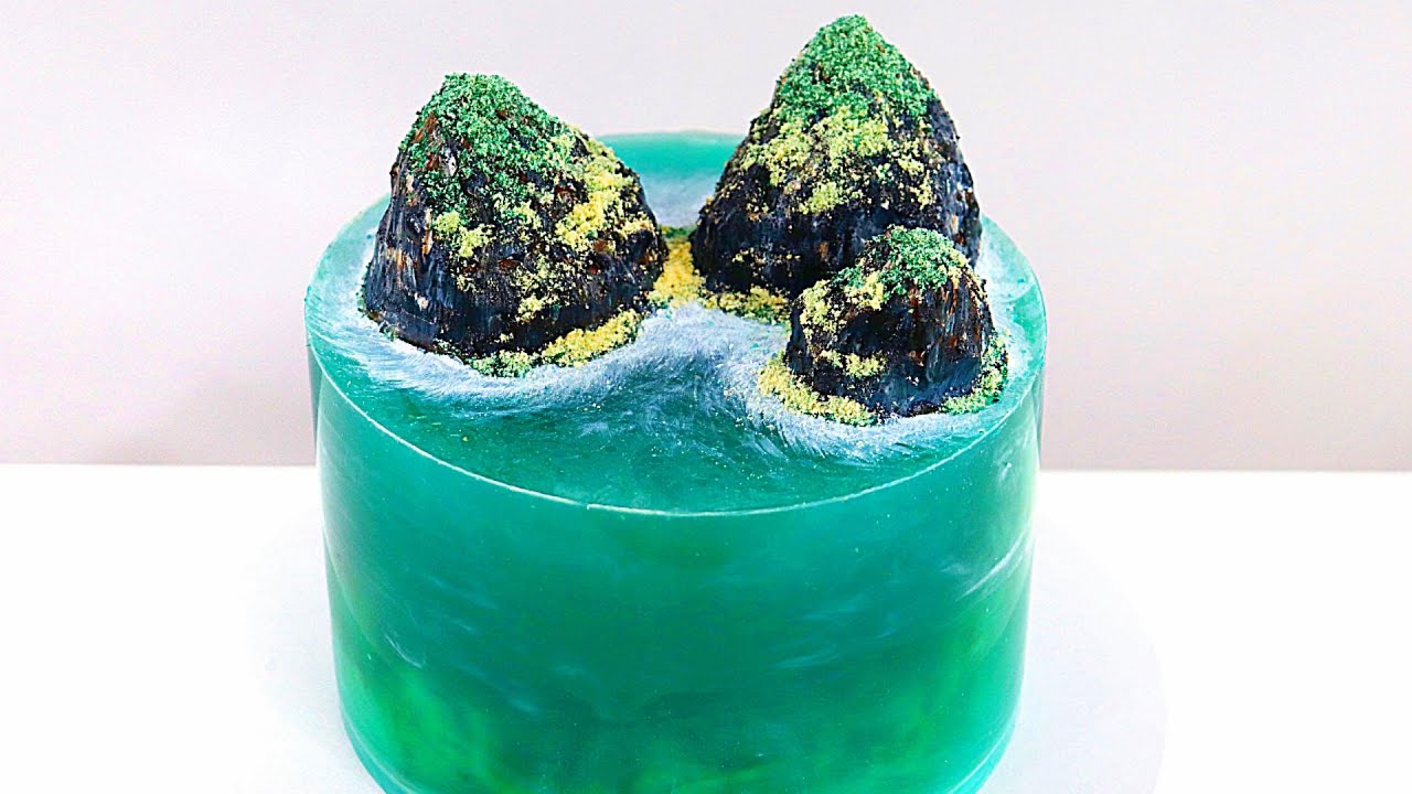 ISLAND JELLY CAKE │ 2020 CAKE TRENDS │ CHOCOLATE JELLY CAKE │ OCEAN CAKE │ CAKES BY MK