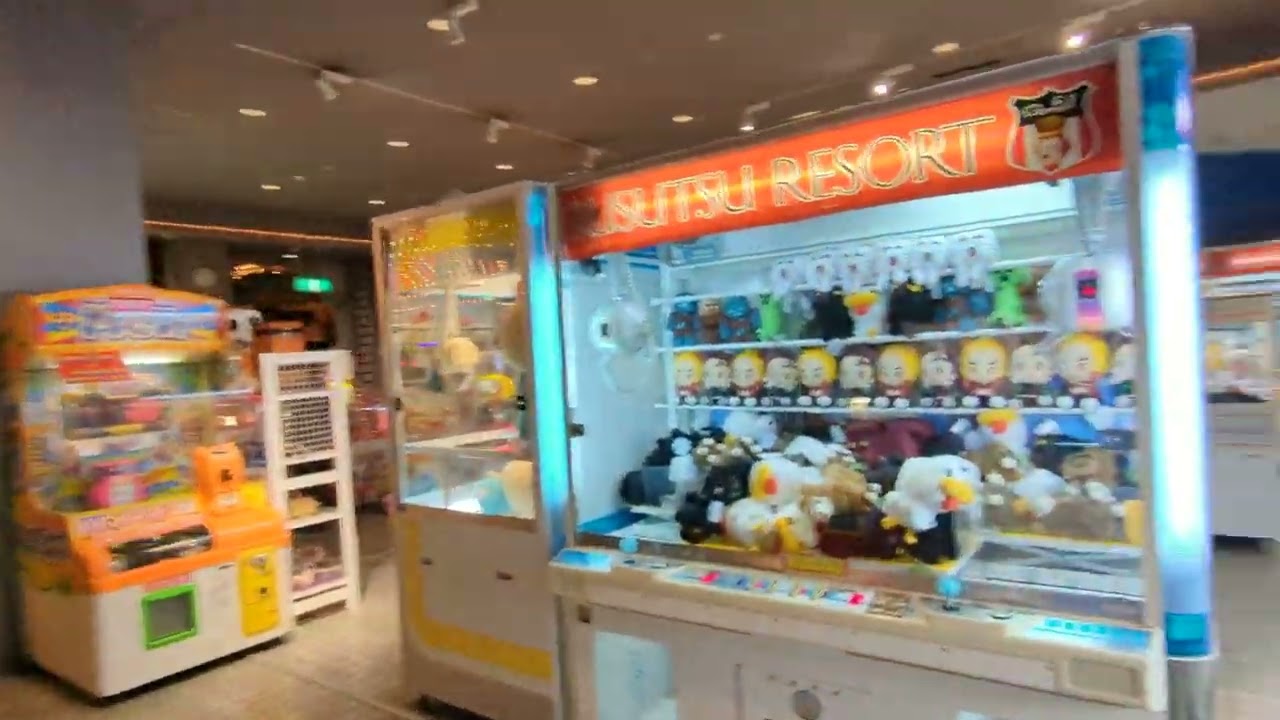 ルスツリゾートホテル内の広いゲームセンター