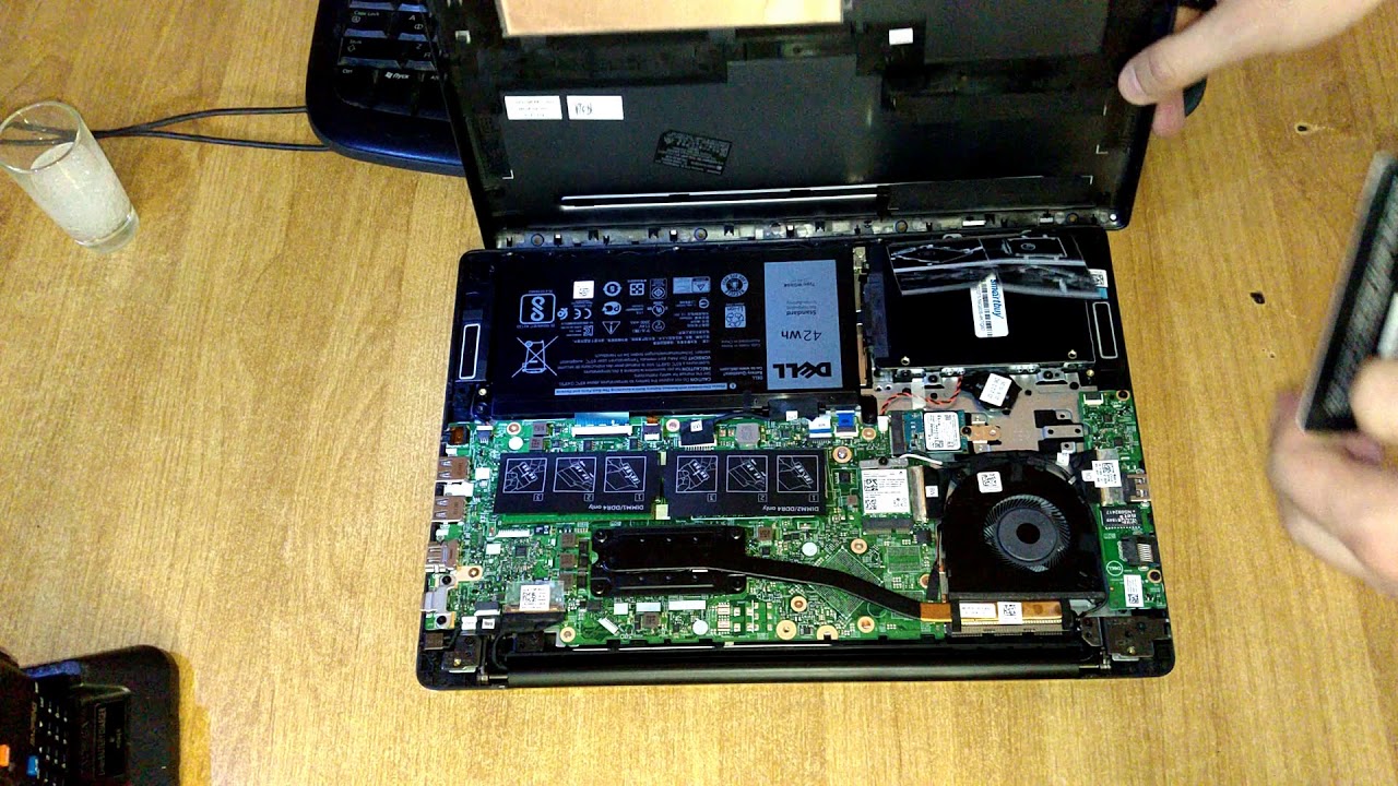 Dell Vostro 5481 disassembly (5481-7372) снаружи и внутри