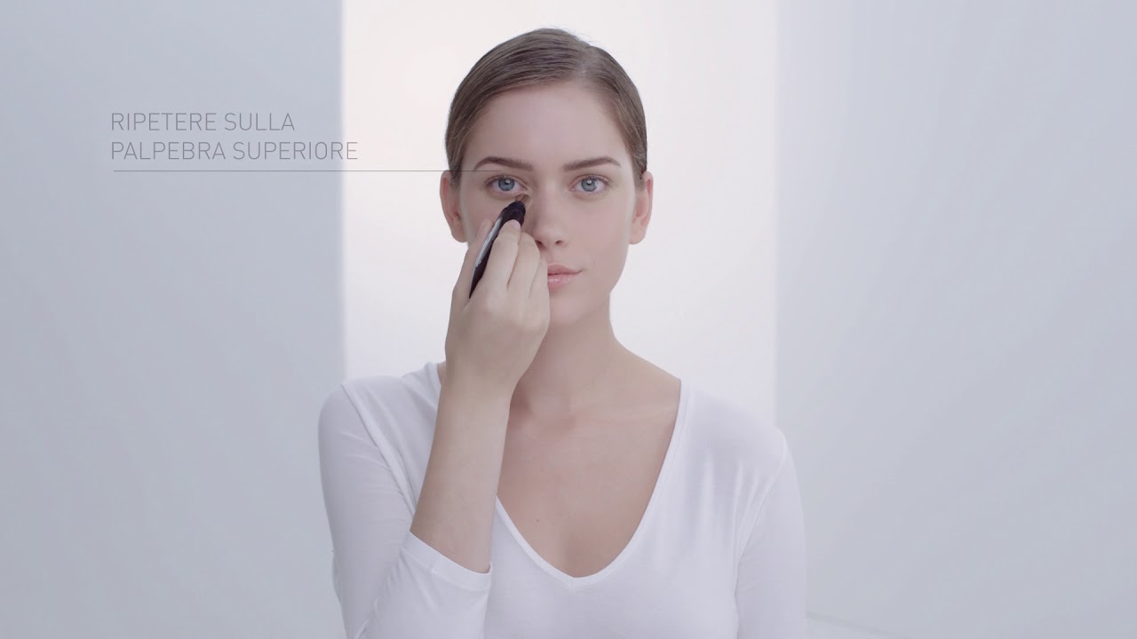 Esthederm Intensive Hyaluronic Siero contorno occhi.