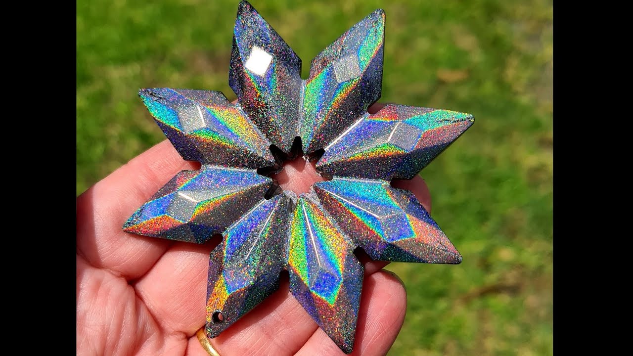 #1355 Holographic Pigment Powders In Resin. Do They Work On All Molds?