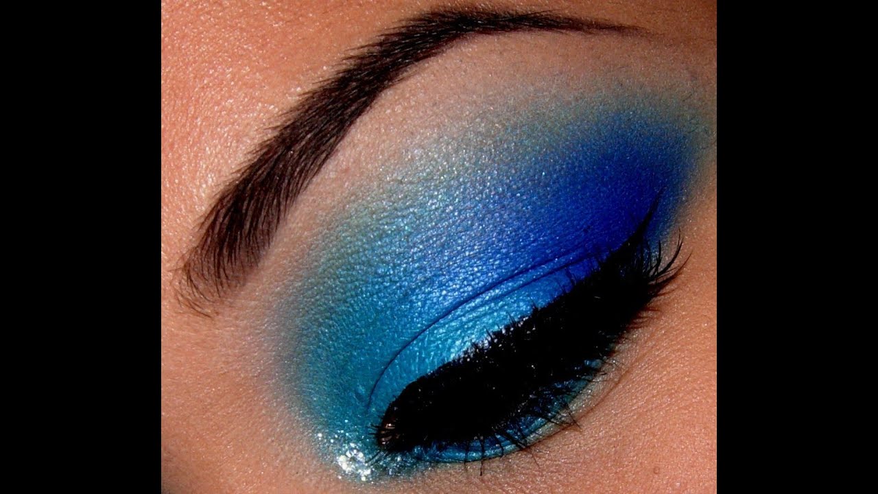 Super Easy Blue Eyeshadow Tutorial!!!!