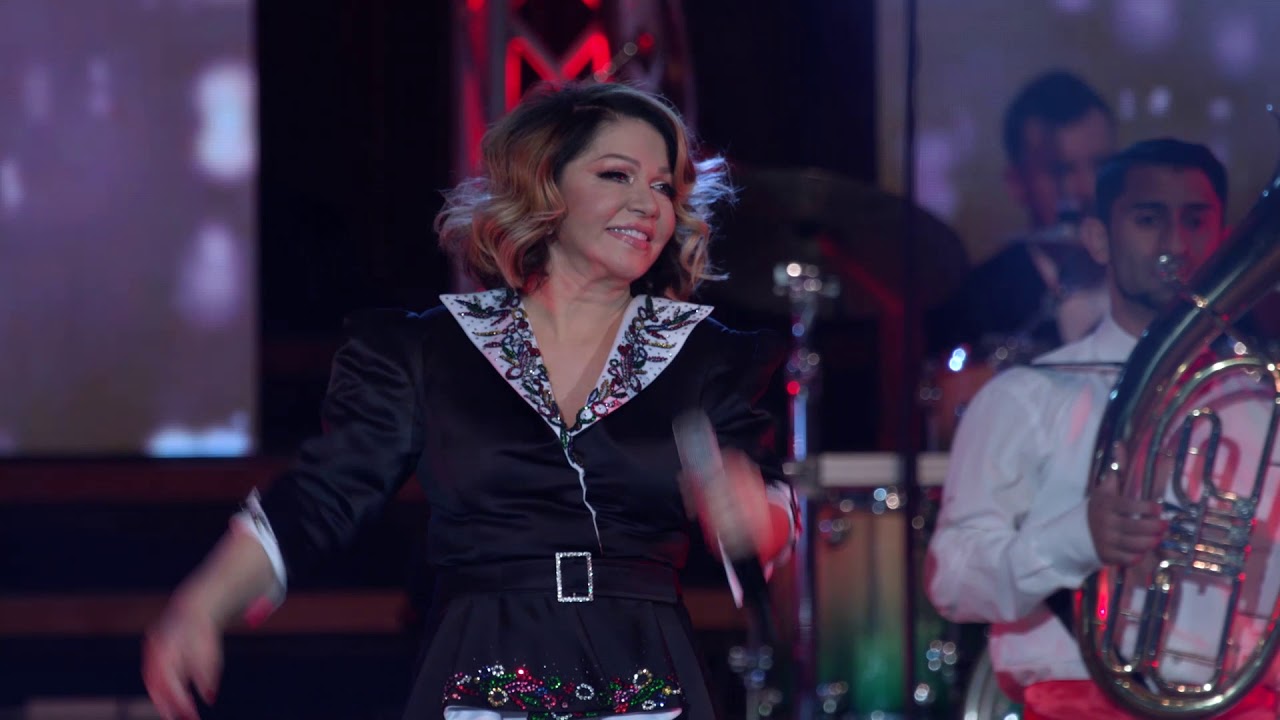 NEDA UKRADEN - SREĆO MOJA i MAKI, MAKI (LIVE AT LISINSKI)