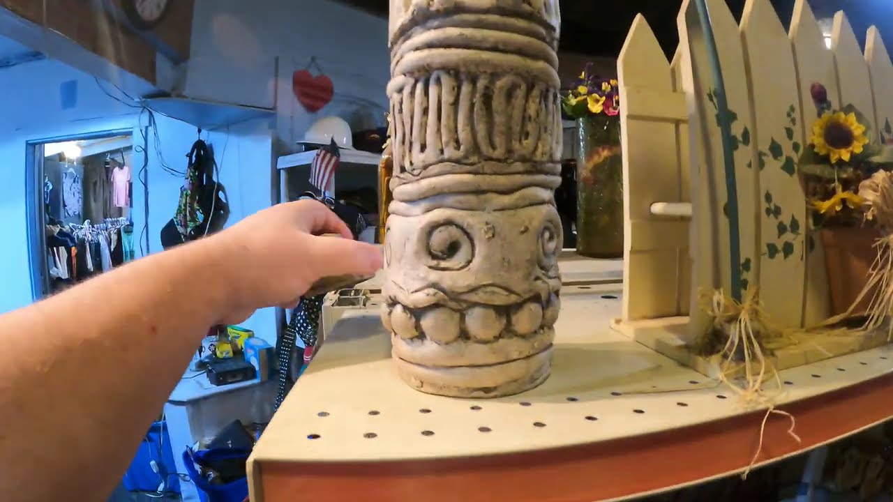 Rylee's Second Hand Treasures: The Most Unique Finds For A Great Price