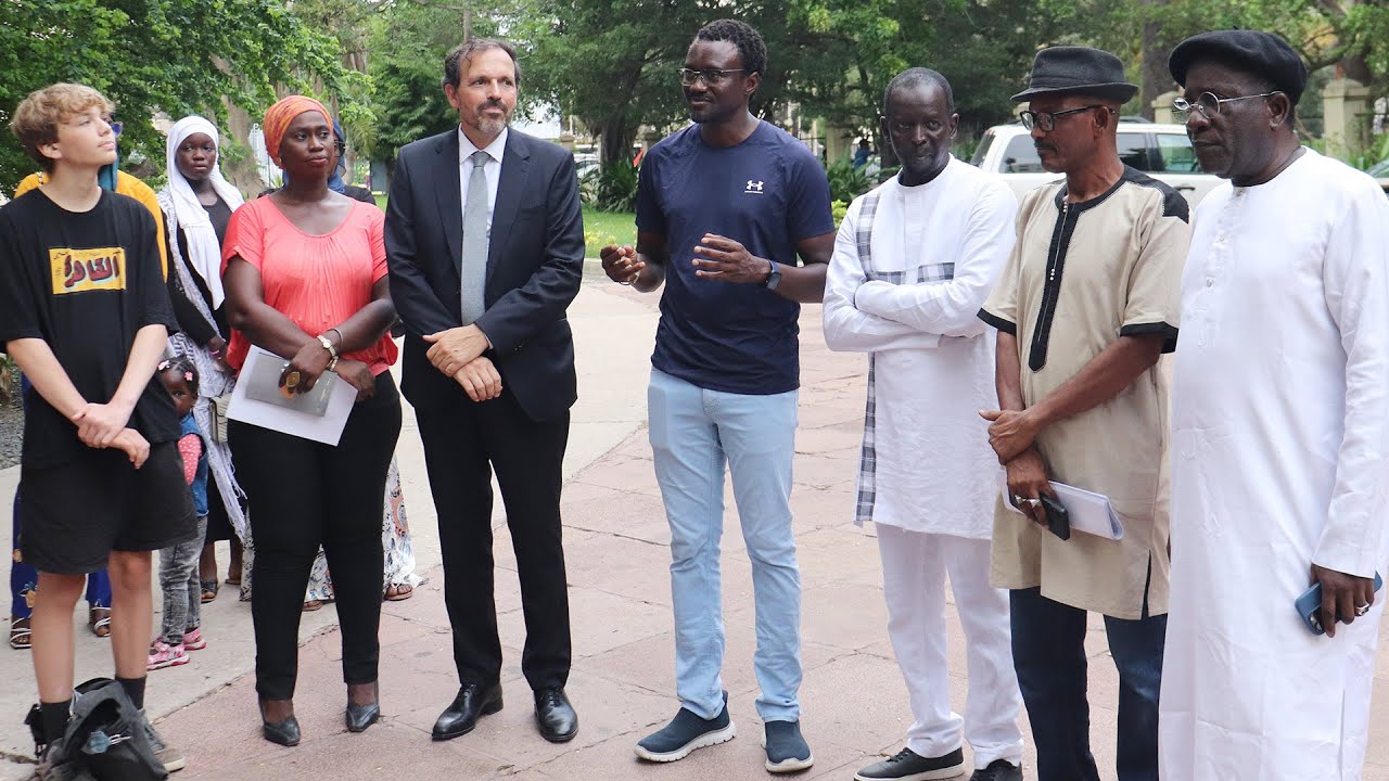 Exposition de l'artiste peintre Taha Diakhaté sous le théme 
