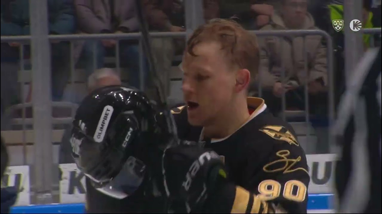 ⚠️ГРУБОСТЬ⚠️ Никита Сошников (Адмирал) и Илья Федотов (Сибирь) получили по 2 минуты за грубость